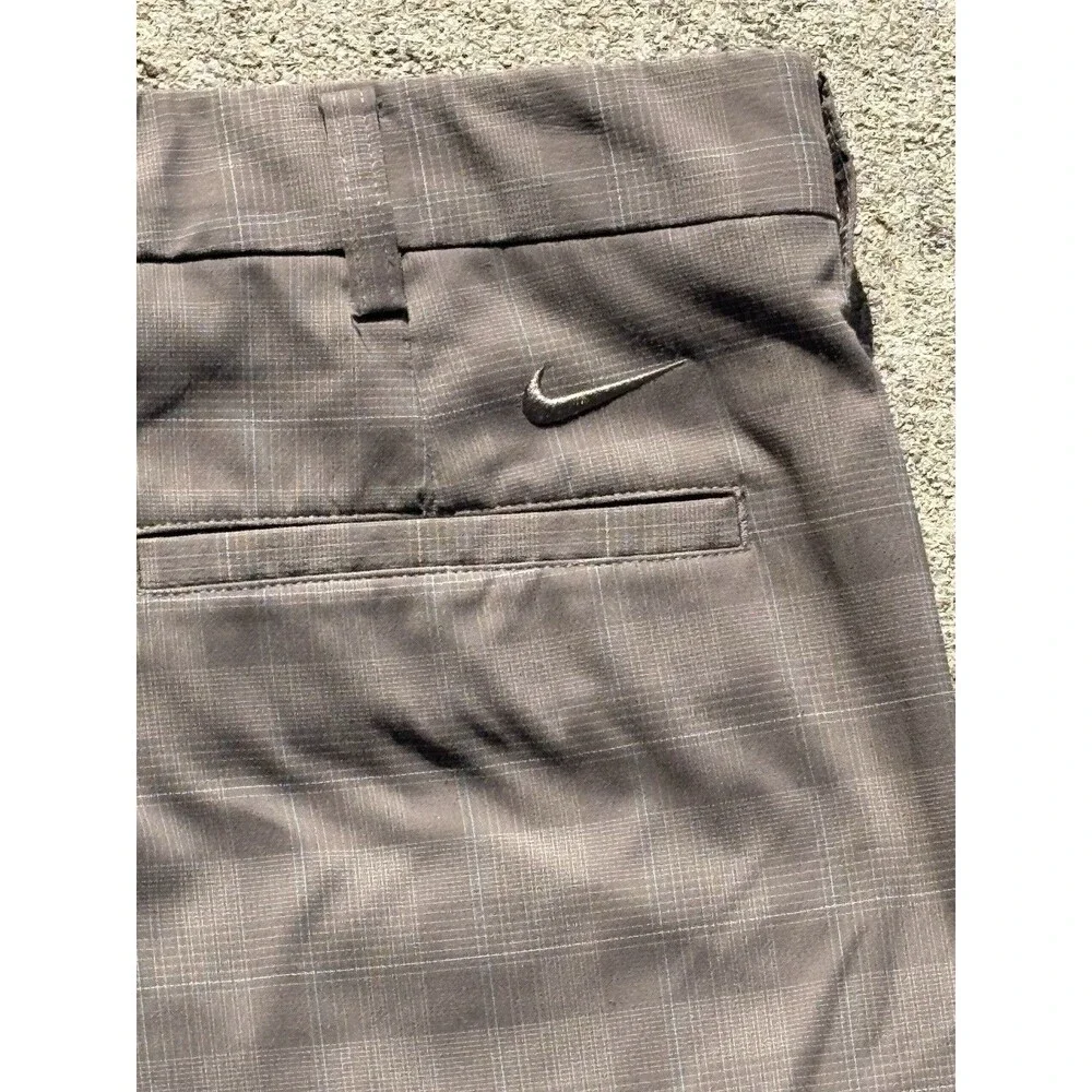 Nike Golf Dri-Fit Shorts Men’s 34x10 Brown Plaid Logo Swoosh Performance